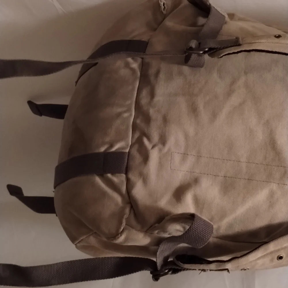 Vintage Case Logic Backpack - Picture 9 of 10